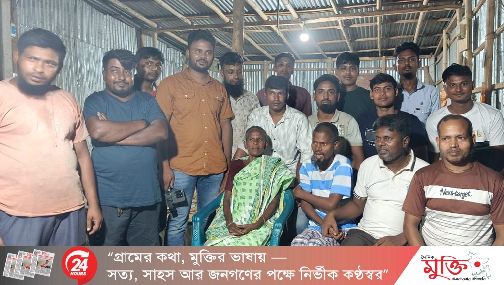 ঘোড়াঘাটে কিশোরদের মানবিক দৃষ্টান্ত
