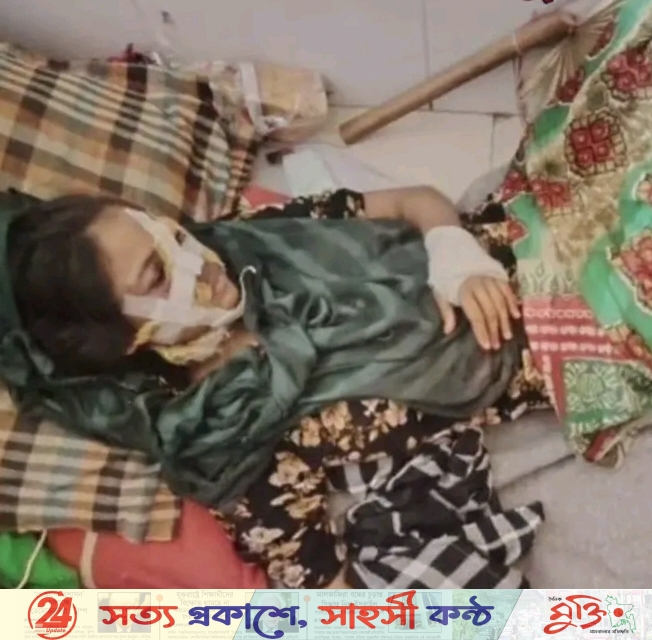 নড়াইলে ব্লেড হামলায় স্ত্রীর গলা কাটার চেষ্টা