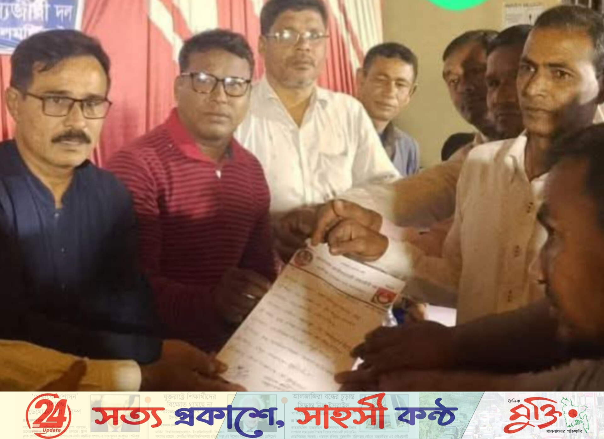 দলের নেতা থেকে ‘অচেনা মানুষ’, কালীগঞ্জে তোলপাড়